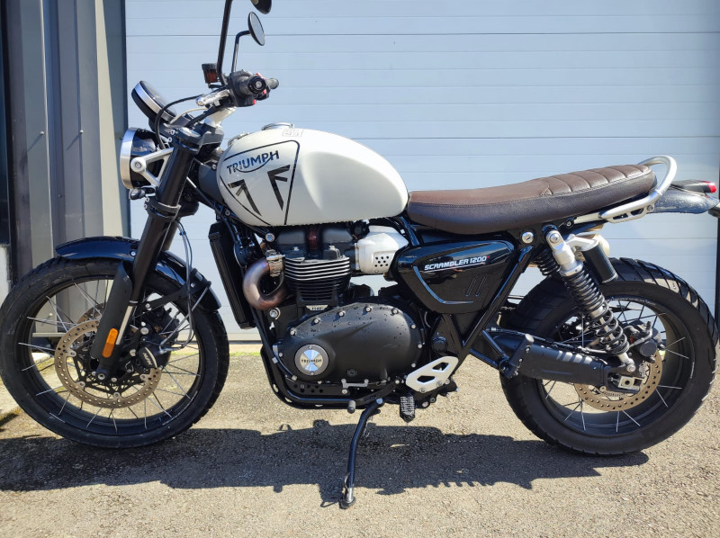 TRIUMPH SCRAMBLER 1200