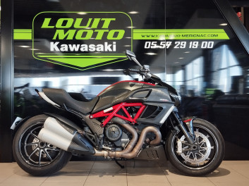 DUCATI DIAVEL CARBON