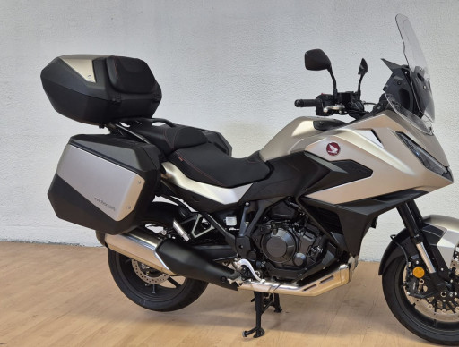HONDA NT 1100 2025 -FINANCEMENT ET ASSURANCE POSSIBLES