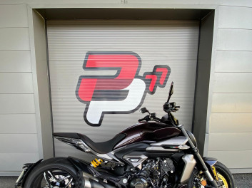 DUCATI XDIAVEL V4