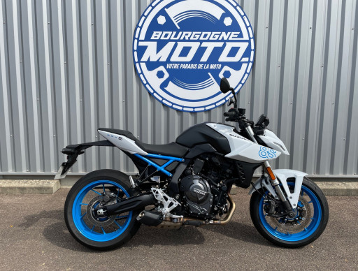 SUZUKI GSX-8S A2