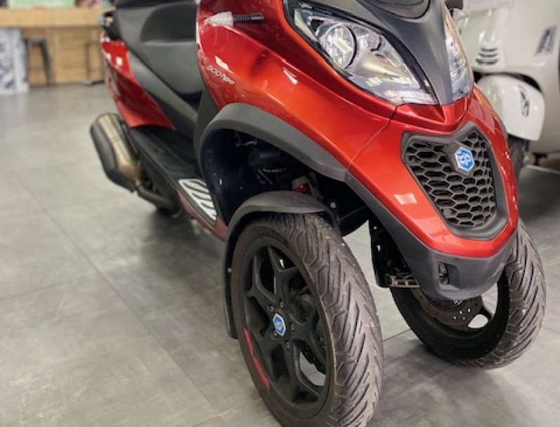PIAGGIO MP3 500