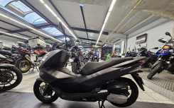 HONDA PCX 125 REVISE ET GARANTI 12 MOIS !