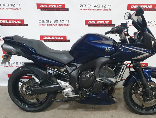 YAMAHA FZ6 (98CV)