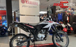YAMAHA WR125R