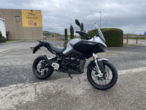 ZERO MOTORCYCLES DSR 15.6 - 2025 / GARANTIE 