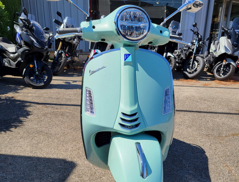 VESPA GTS 310 HPE 5+ verde relax GTS310 310GTS