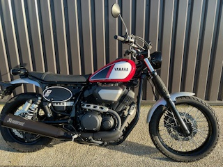 YAMAHA SCR 950