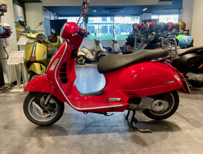 VESPA GTS 125IE SUPER