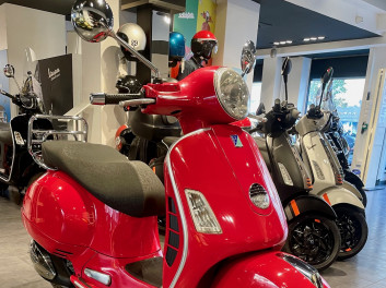 VESPA GTS 125IE SUPER