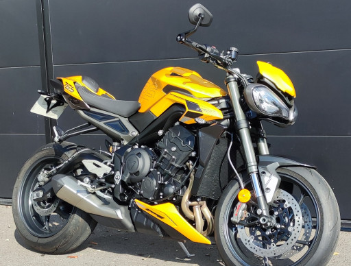 TRIUMPH STREET TRIPLE 765 RS