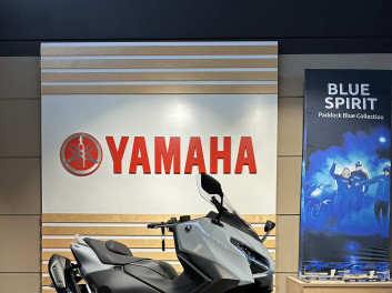 YAMAHA XP T-MAX 560 TECH MAX