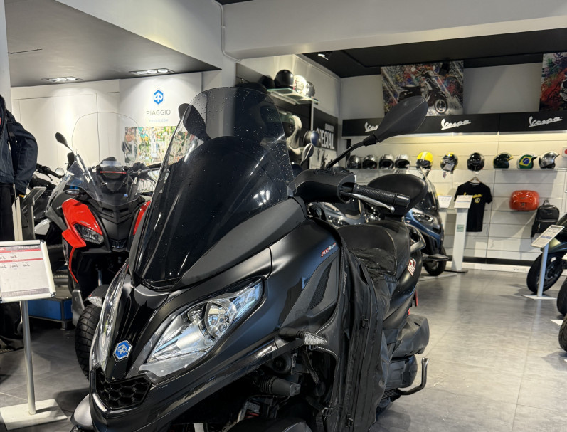 PIAGGIO MP3 300 HPE 