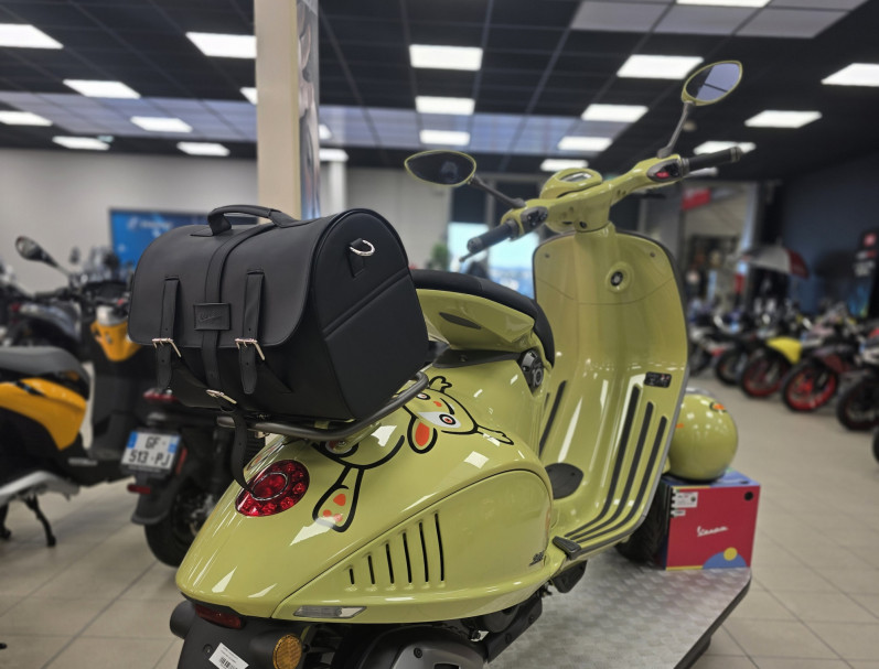 VESPA 946 Bunny