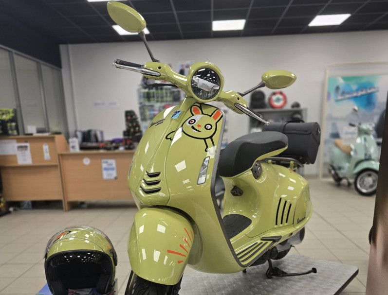 VESPA 946 Bunny