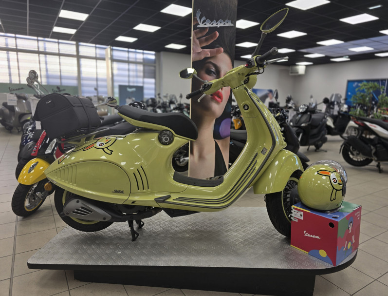 VESPA 946 Bunny