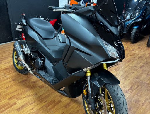 HONDA FORZA 750