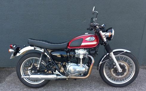 KAWASAKI W 800