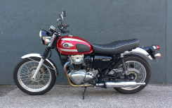 KAWASAKI W 800