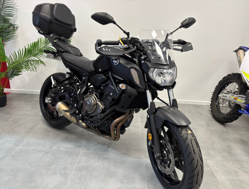 YAMAHA MT-07 A2