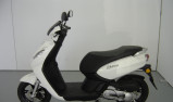 SCOOTER PEUGEOT KISBEE 4t neuf