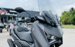 YAMAHA X-MAX 125 IRON