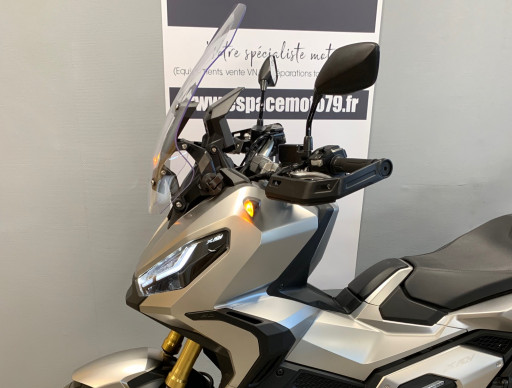 HONDA X-ADV 750 
