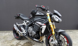TRIUMPH SPEED TRIPLE 1200 RS