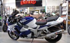 SUZUKI GSX 1300 R