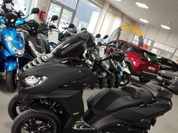 SCOOTER PEUGEOT METROPOLIS 400 RXR