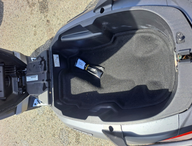 PIAGGIO MP3 530 HPE EXCLUSIVE