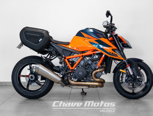 KTM - 1290 SUPER DUKE R