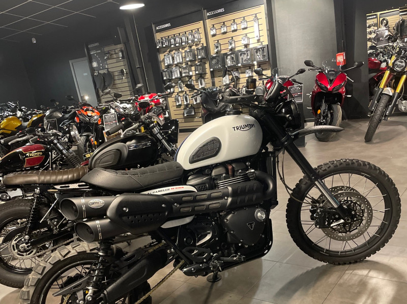 TRIUMPH SCRAMBLER 1200 XE X-TREM