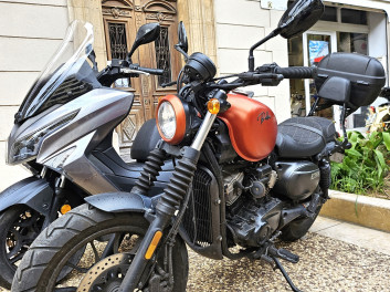 HYOSUNG GV 125 BOBBER