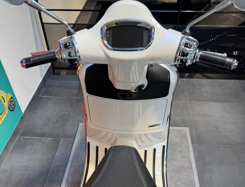 VESPA GTS 125 SUPER TECH