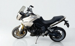 TRIUMPH TIGER 1050