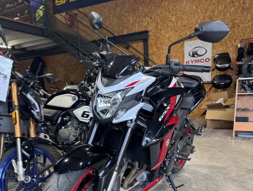 SUZUKI GSX-S 750