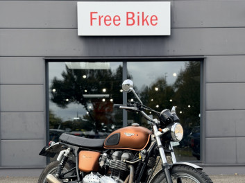TRIUMPH BONNEVILLE 865 T100