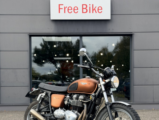 TRIUMPH BONNEVILLE 865 T100
