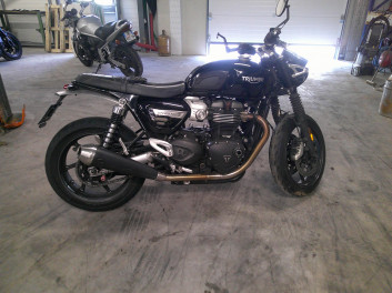 TRIUMPH SPEED TWIN 1200 ACCIDENTE RSV N°18539