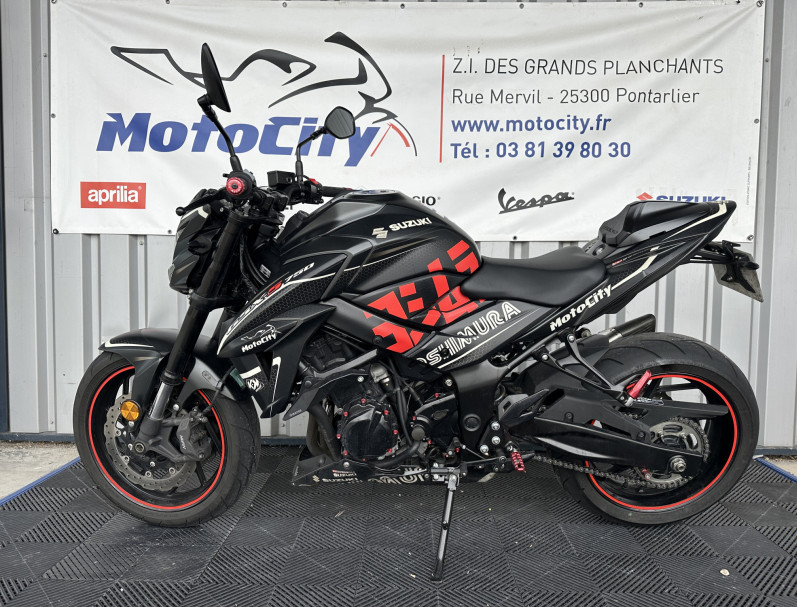 SUZUKI GSX-S 750