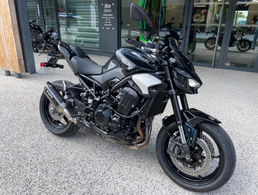 KAWASAKI Z900 Performance 2025