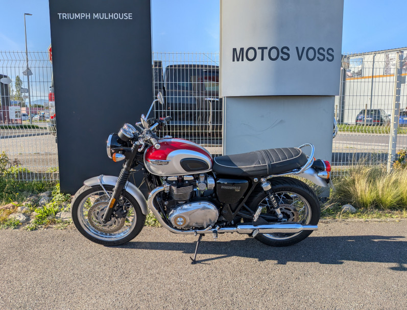 TRIUMPH BONNEVILLE T120