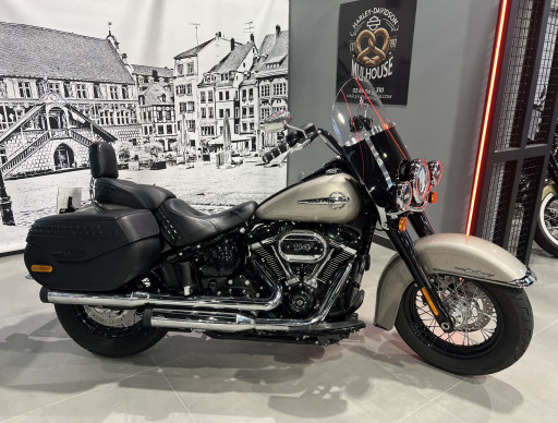 HARLEY-DAVIDSON SOFTAIL HERITAGE CLASSIC 114 / 1868