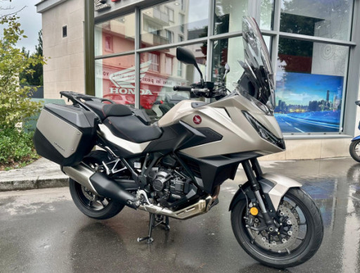 NT1100 DCT