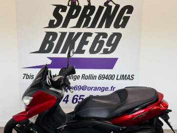YAMAHA XMAX 125