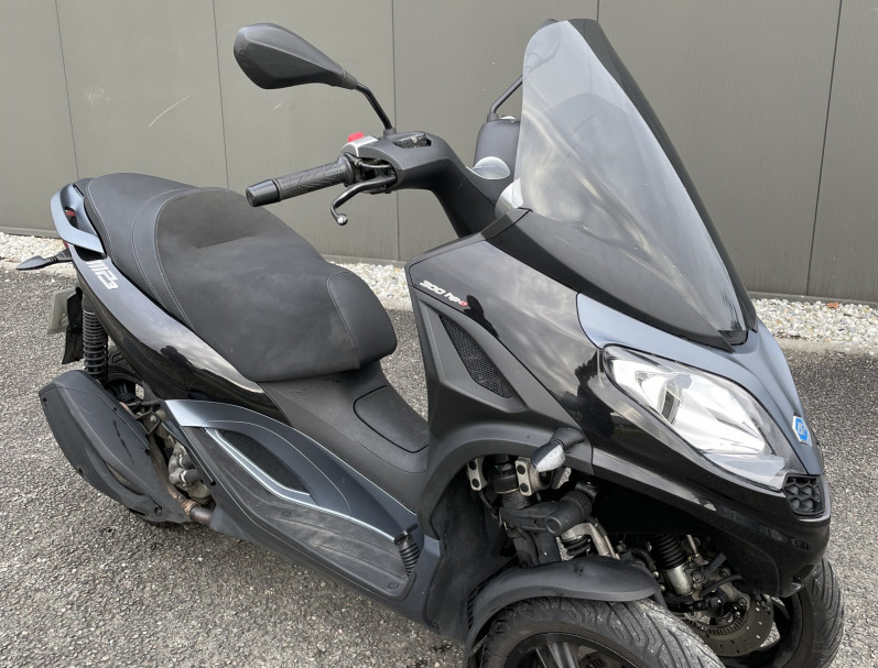 PIAGGIO MP3 300 HPE ABS ASR