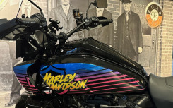 HARLEY-DAVIDSON ADVENTURE PAN AMERICA 1250