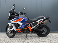 KTM 1290 SUPER ADVENTURE R 2021