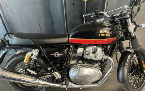 ROYAL ENFIELD INTERCEPTOR